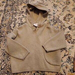 Cozy Gray Hooded Sweater